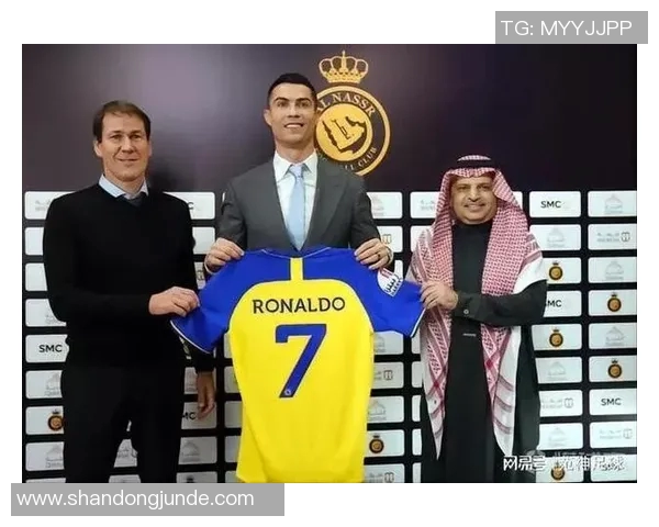 2025年足球球星社交媒体粉丝增幅排行榜及其背后原因分析